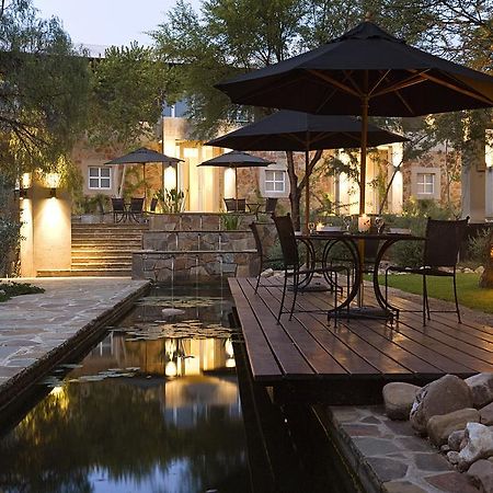 The Village Courtyard Suites & Executive Apartment Windhoek Luaran gambar